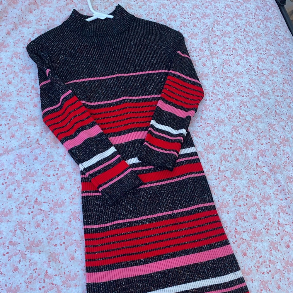 VALENTINE RED DRESS